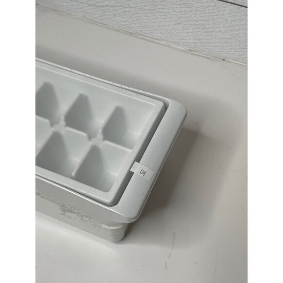White Plastic Ice Cube Bin Container Maker Tray Freezer Home Organizer - Picture 3 of 4